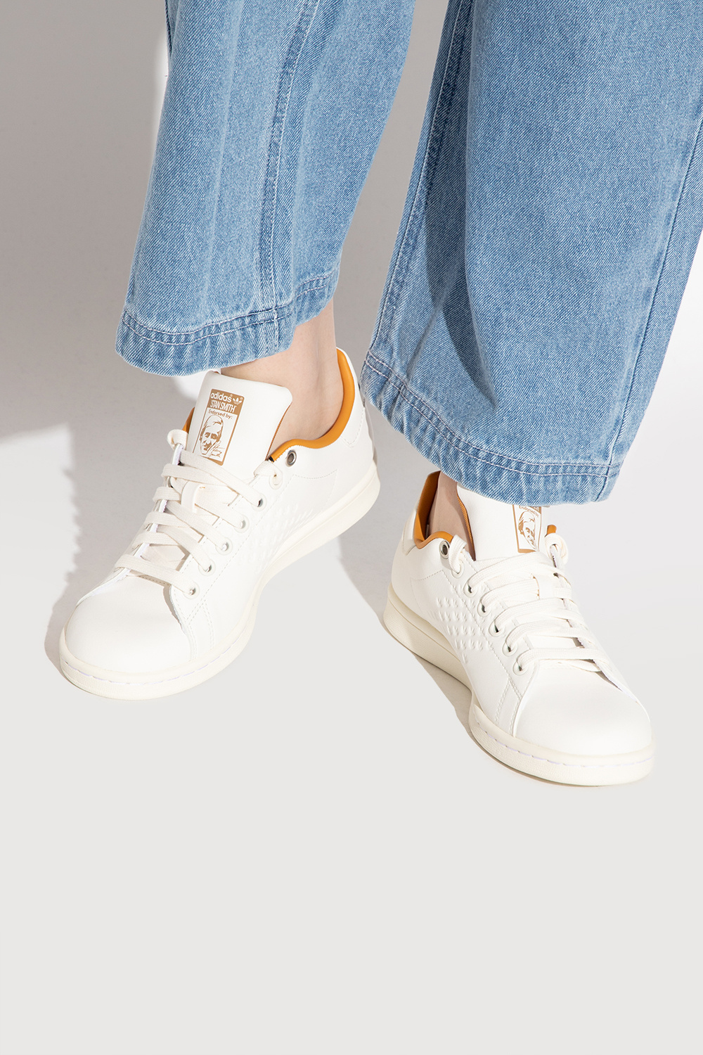 Adidas originals white and yellow stan smith outlet sneakers